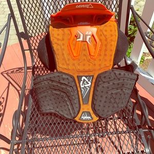 Motor cross chest protector-youth xl